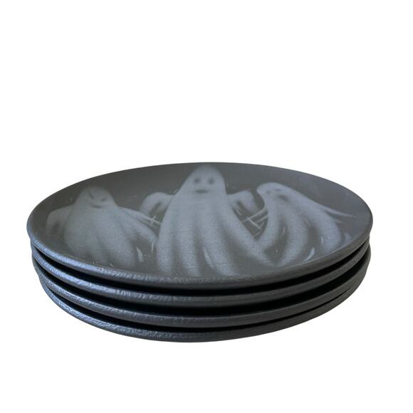 Halloween Ghost Dinner Plates 10.5in Matte Black Set of 4 Made in Brazil New - Picture 13 of 14